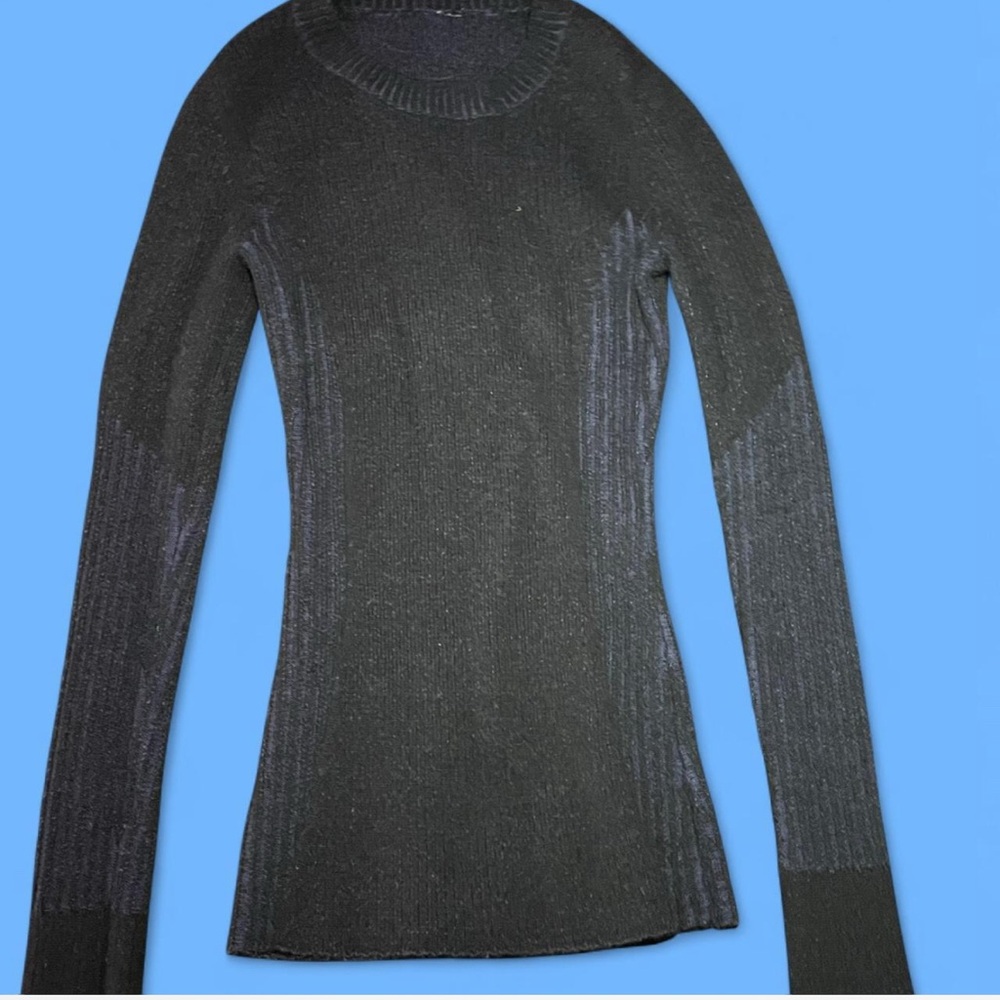 Lululemon Blue tight fitting workout sweater